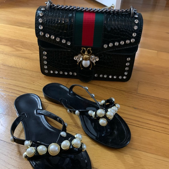 Faux Pearl Bow Flip Flops - Picture 2 of 5